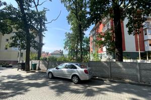 ділянка за адресою Щаслива вул., 25