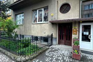 комерційна за адресою Михайла Мулика вул. (Гаркуші), 11а