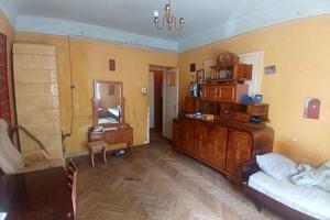 квартира за адресою Євгена Коновальця вул. (), 62
