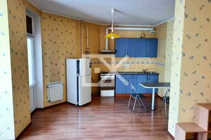 квартира за адресою Раїси Окіпної вул., 4