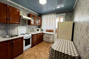 квартира за адресою Тополина вул., 18
