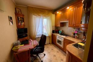 квартира за адресою Западинська вул., 5