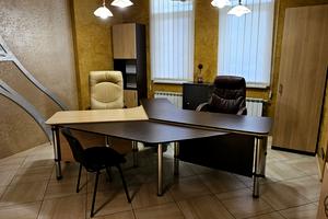 комерційна за адресою Єлизавети Чавдар вул., 2