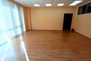 комерційна за адресою Мечникова вул., 10-Б
