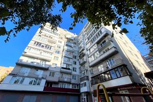 квартира за адресою Генерала М. Тарнавського вул., 25