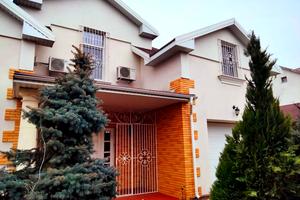комерційна за адресою Тіниста, 8