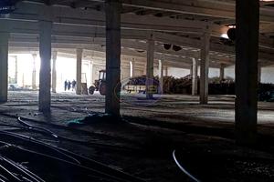 комерційна за адресою Центральна, 1