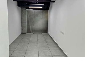 комерційна за адресою Дмитра Яворницького просп. (Карла Маркса), 72-Б