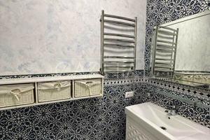 комерційна за адресою Кловський узвіз (Кловський), 7a