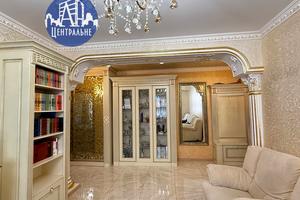 квартира по адресу Героев Майдана ул. (Червоноармейская), 53
