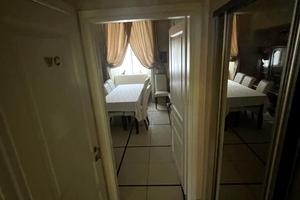 комерційна за адресою Данила Галицького пл., 4