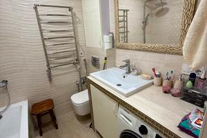 квартира за адресою Олександра Довженка вул., 5