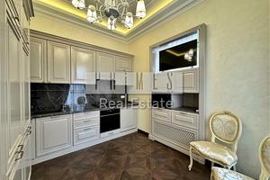 коммерческая по адресу Шота Руставели ул., 25
