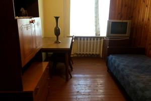 дом по адресу Вішнева