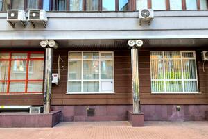 комерційна за адресою Оболонська набережна вул., 19