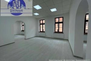 комерційна за адресою Івана Франка вул., 11