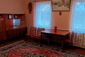 дом по адресу Центральна