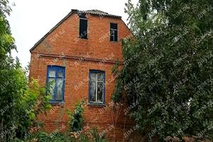 участок по адресу Центральна, 1