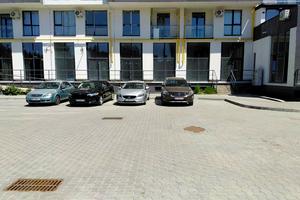 комерційна за адресою Городницька вул., 47-Б