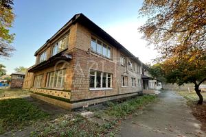 комерційна за адресою Лобачевського пров., 8а
