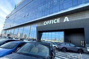 комерційна за адресою Павла Тичини просп., 1
