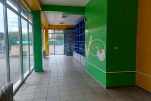 комерційна за адресою Космонавтів вул., 13