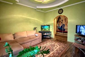 квартира за адресою Героїв Крут вул. (Черепіна), 42/1