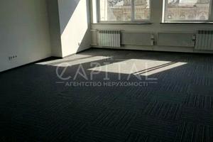 комерційна за адресою Дмитрівська вул., 1