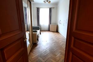 квартира за адресою Володимира Антоновича вул. (), 21