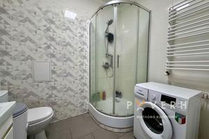 квартира за адресою Андрія Мельника вул., 10