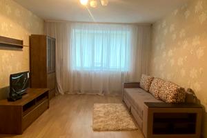 квартира за адресою Богоявленська вул. (Черняка), 38