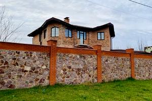 будинок за адресою Набережна