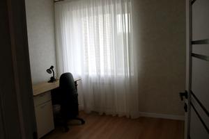 квартира за адресою Галини Петрової вул., 3