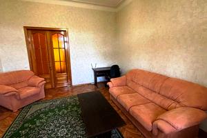 квартира по адресу Дмитрия Яворницкого просп. (Карла Маркса), 90
