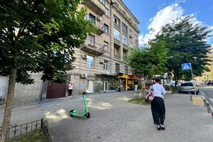 коммерческая по адресу Лисенка ул., 4