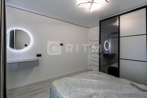 квартира за адресою Флотська вул., 10б