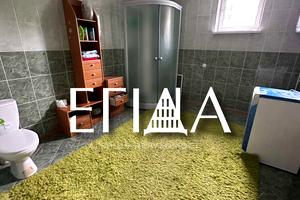 будинок за адресою Каштанова вул., 8