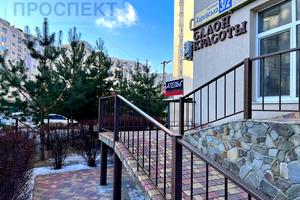 комерційна за адресою Харківська вул., 3/2