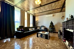 будинок за адресою Крушельницької
