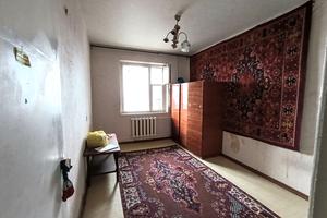 квартира по адресу Квітнева ул., 52