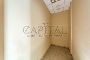 комерційна за адресою Звіринецька вул., 59