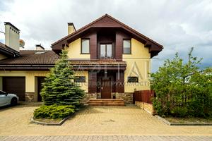 будинок за адресою вул. Григорія Скоропадського