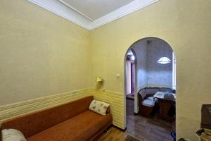 комерційна за адресою Павла Зеленого вул. (Коблевська), 30