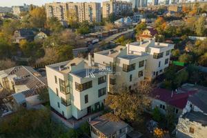будинок за адресою Товарна вул.