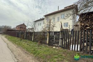 будинок за адресою Польова
