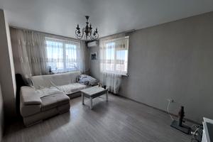 квартира за адресою Михайла Грушевського вул., 30б