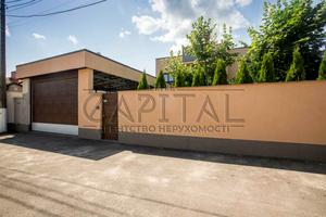 будинок за адресою Нивки