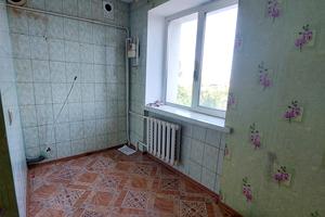 квартира по адресу Героїв України, 77