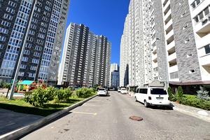 квартира за адресою Ревуцького вул., 54