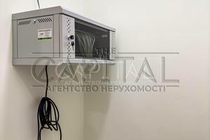 коммерческая по адресу Кловский спуск, 7